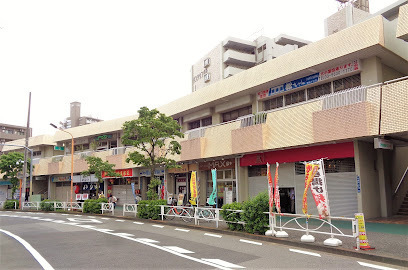 ジュネシオン平井(サンタウン立花)