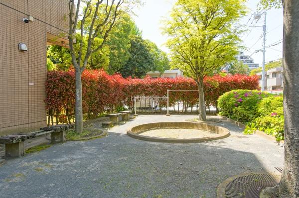 ナイスステージ新小岩親水公園