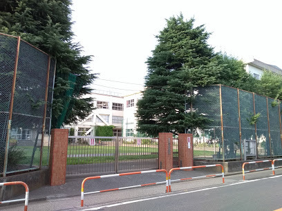 足立区梅島2丁目の中古一戸建て(足立区立梅島第一小学校)