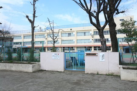 業平橋住宅(墨田区立横川小学校)