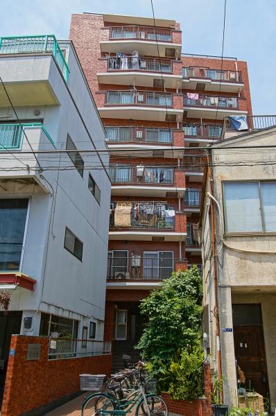 シャンボール東向島