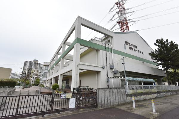 清新北ハイツ７号棟(江戸川区立清新第一小学校)