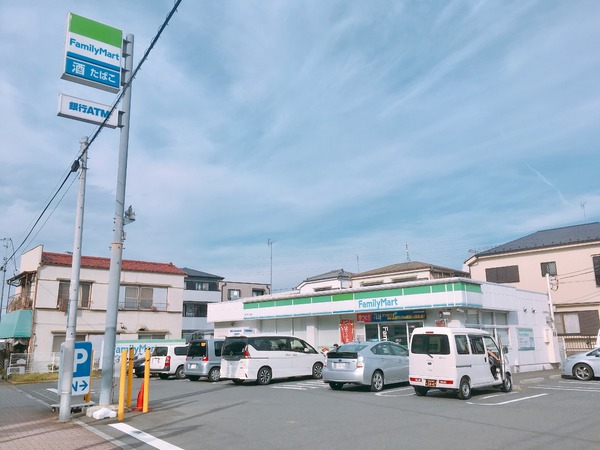 葛飾区奥戸3丁目の新築一戸建(ファミリーマート奥戸五丁目店)