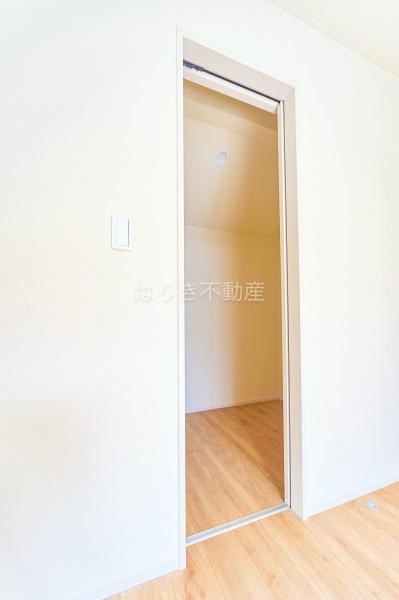 葛飾区西水元3丁目の新築一戸建(収納)