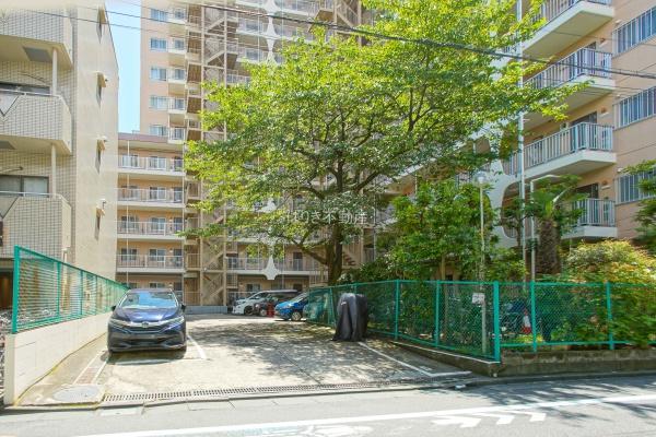 小島第2スカイハイツ(駐車場)