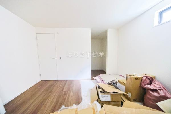 葛飾区西水元6丁目の新築一戸建(洋室)