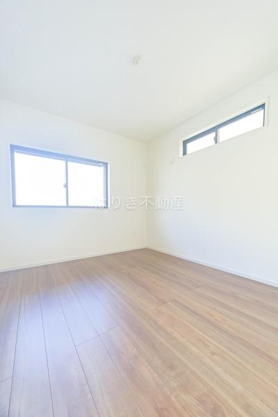 葛飾区西水元6丁目の新築一戸建(洋室)