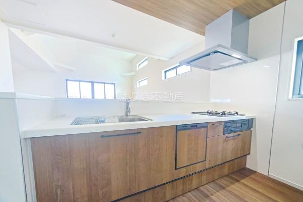 葛飾区西水元6丁目の新築一戸建(キッチン)