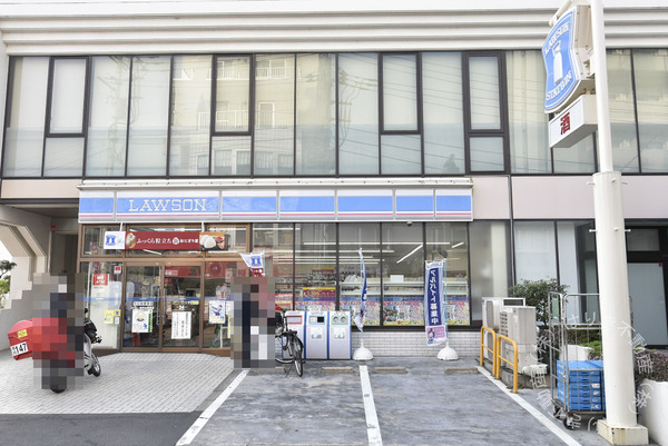 日神パレス小岩(ローソン国府台駅前店)