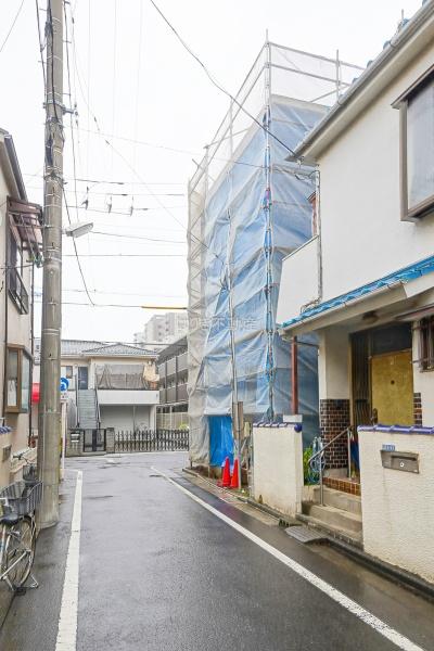 葛飾区金町4丁目の新築一戸建(前面道路含む現地写真)