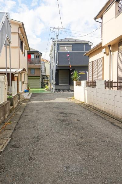 江戸川区大杉1丁目の新築一戸建(前面道路含む現地写真)