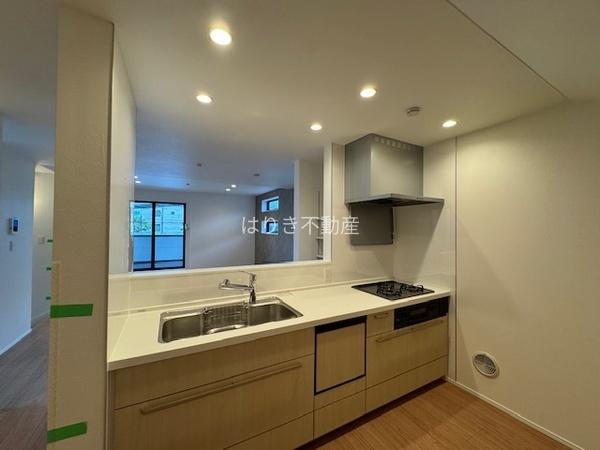 葛飾区小菅2丁目の新築一戸建(キッチン)