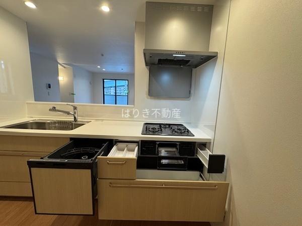 葛飾区小菅2丁目の新築一戸建(キッチン)