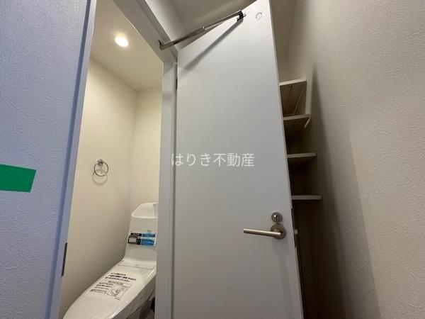 葛飾区小菅2丁目の新築一戸建(トイレ)