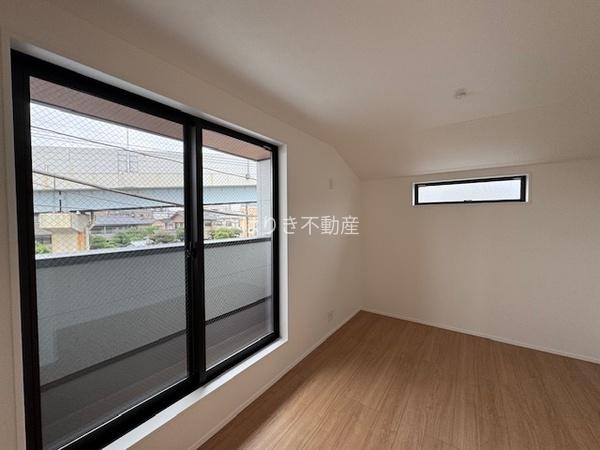 葛飾区小菅2丁目の新築一戸建(洋室)