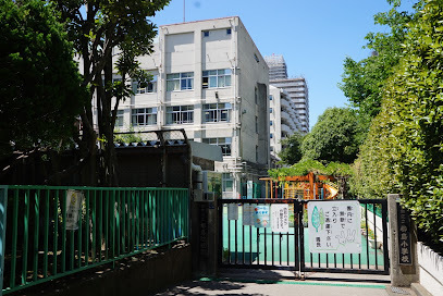 ブリリアタワー東京(墨田区立柳島小学校)