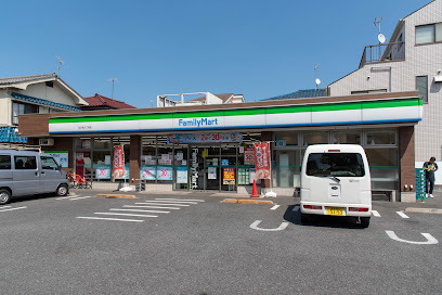 グリーンコーポ京成小岩(ファミリーマート北小岩六丁目店)