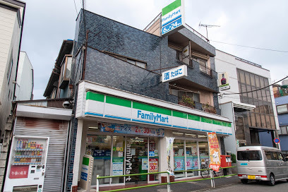 グリーンキャピタル金町(ファミリーマート吉川金町店)