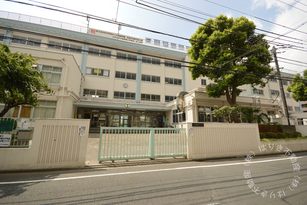 江戸川区南葛西２丁目の新築一戸建(江戸川区立葛西第三中学校)