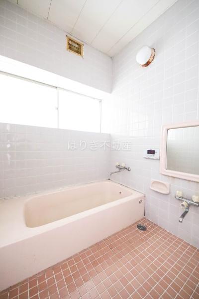 江戸川区鹿骨４丁目の中古一戸建て