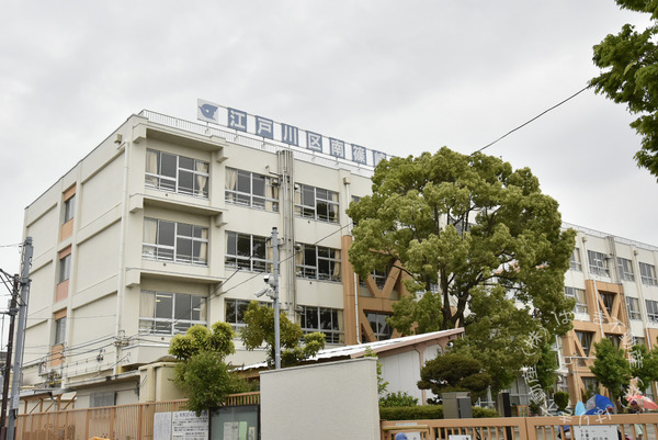 江戸川区南篠崎町４丁目の新築一戸建(江戸川区立南篠崎小学校)