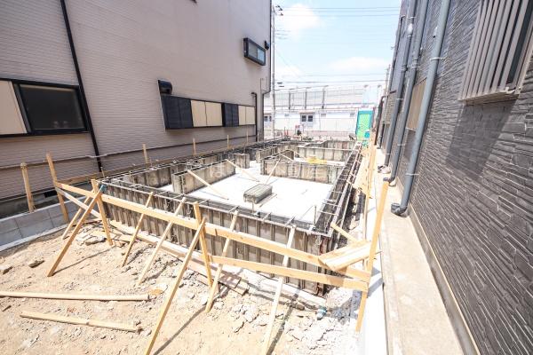 江戸川区鹿骨２丁目の新築一戸建