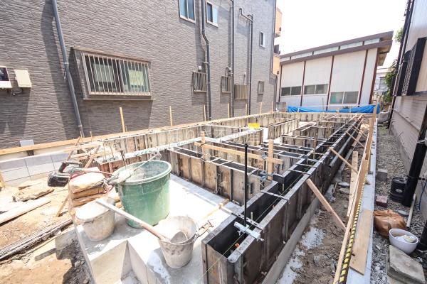 江戸川区鹿骨２丁目の新築一戸建