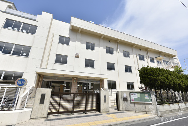葛飾区南水元２丁目の新築一戸建(足立区立第十二中学校)