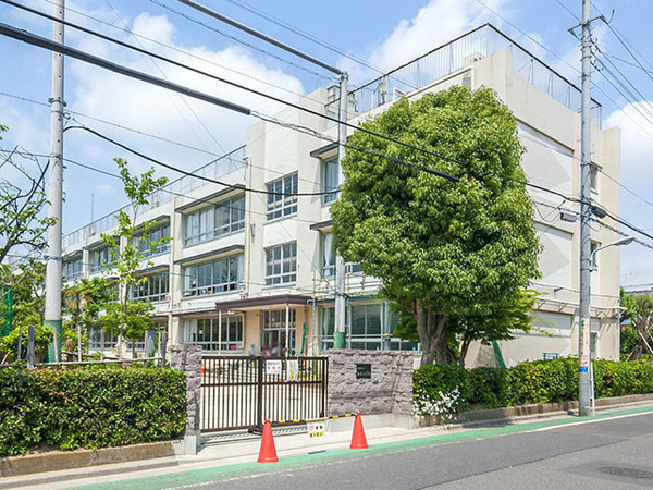 葛飾区水元４丁目の土地(葛飾区立葛美中学校)