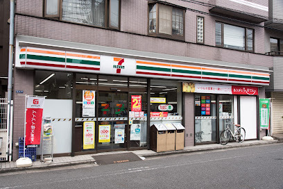 ハイツ両国　3階(セブンイレブン墨田千歳店)