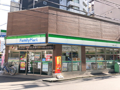 グレース錦糸町シティフロント　203号室(ファミリーマート江東橋一丁目店)