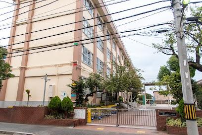 ヴィルヌーブ一之江　12階(江戸川区立西一之江小学校)