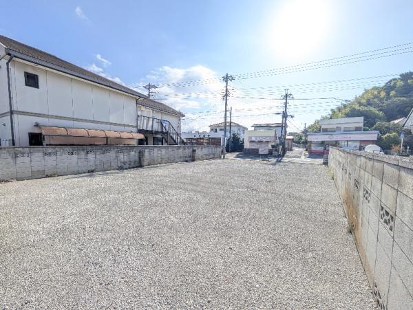 臼井売地