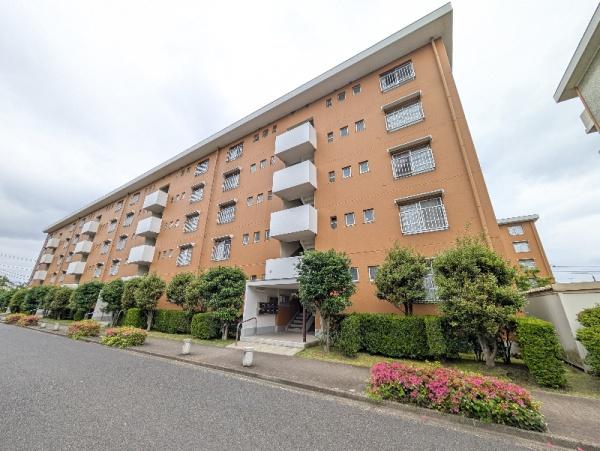 磯辺第一住宅団地17号棟