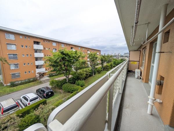 磯辺第一住宅団地17号棟
