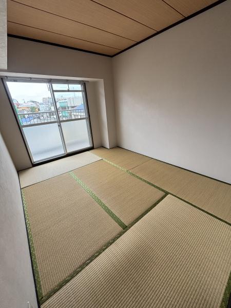ハイホーム志津駅前