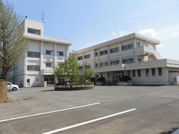 八街市八街はの土地(八街市立朝陽小学校)