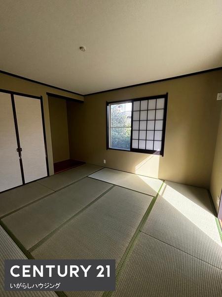 印旛郡栄町竜角寺台３丁目の中古一戸建て