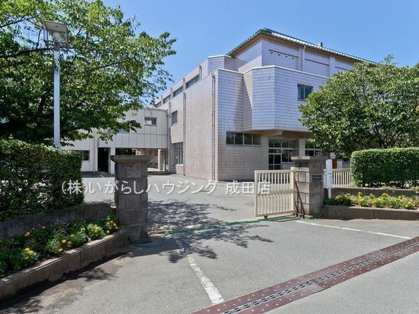 富里市七栄の新築一戸建(富里市立富里中学校)