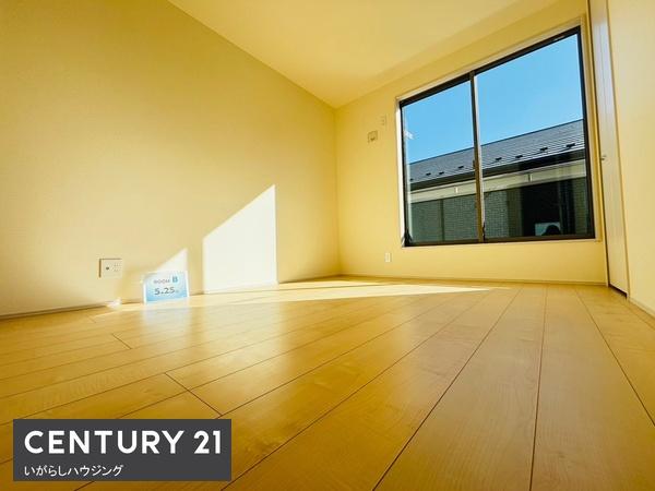 成田市玉造４丁目の新築一戸建