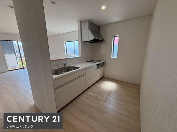 クレイドルガーデン成田市本三里塚第4　全28棟　22号棟