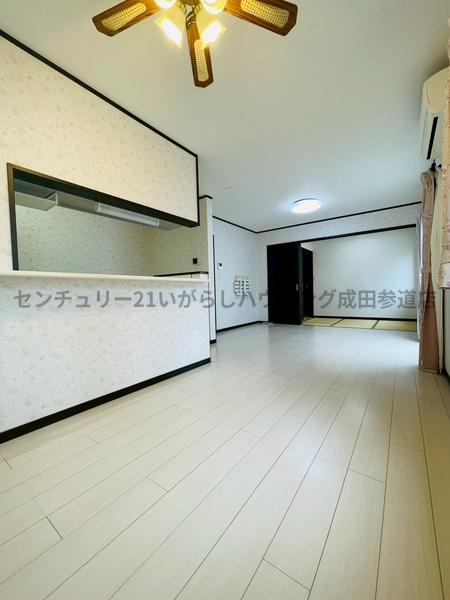 成田市橋賀台　中古戸建
