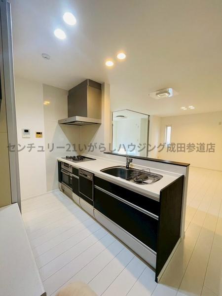 成田市はなのき台　中古戸建