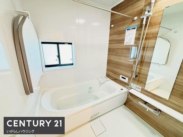 グラファーレ成田市玉造10期全2棟 1号棟(バス)