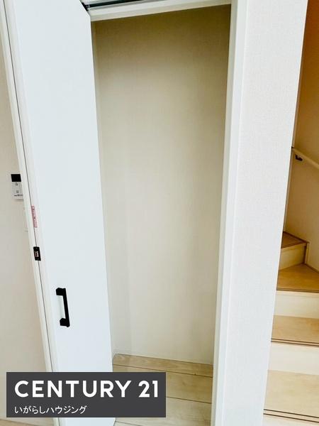 グラファーレ成田市玉造10期全2棟 1号棟(収納)