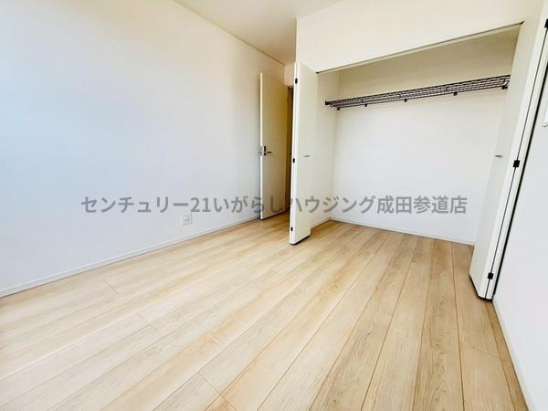 クレイドルガーデン成田市玉造第10　全2棟　1号棟
