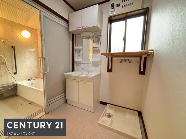 八街市八街ほの中古一戸建て