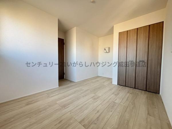 リナージュネクスジー富里七栄第3期　全1棟