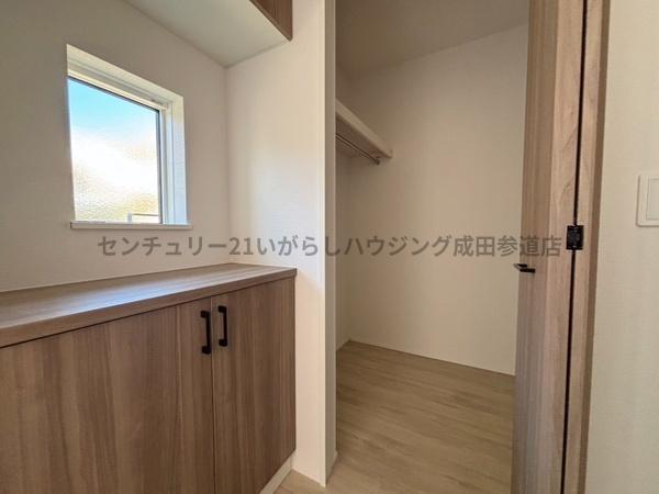 リナージュネクスジー富里七栄第3期　全1棟