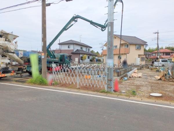 富里市御料全9棟 5号棟(駐車場)